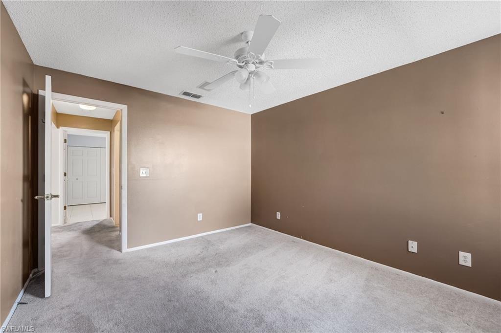 5581 Longleaf Dr Property Photo 17