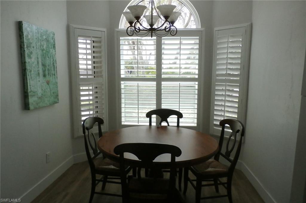 16252 Kelly Woods Dr Property Photo 3