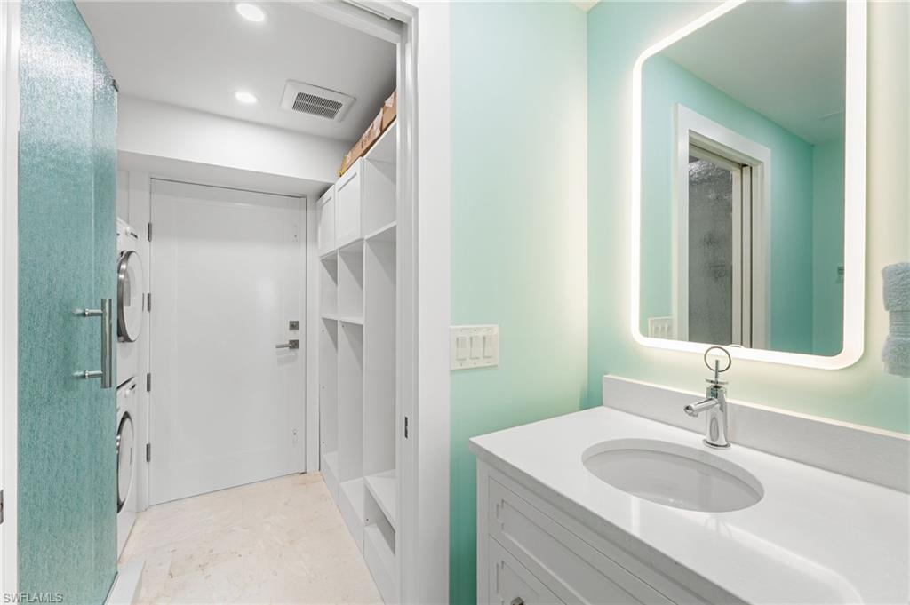 4577 Waters Edge Ln Property Photo 38