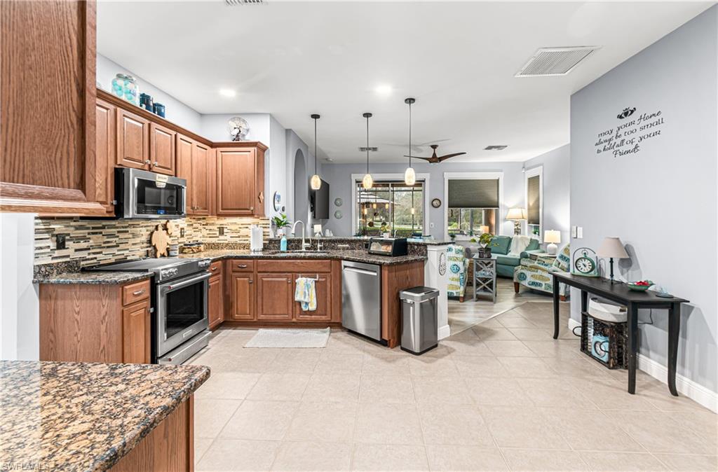 10695 Camarelle Cir Property Photo 17