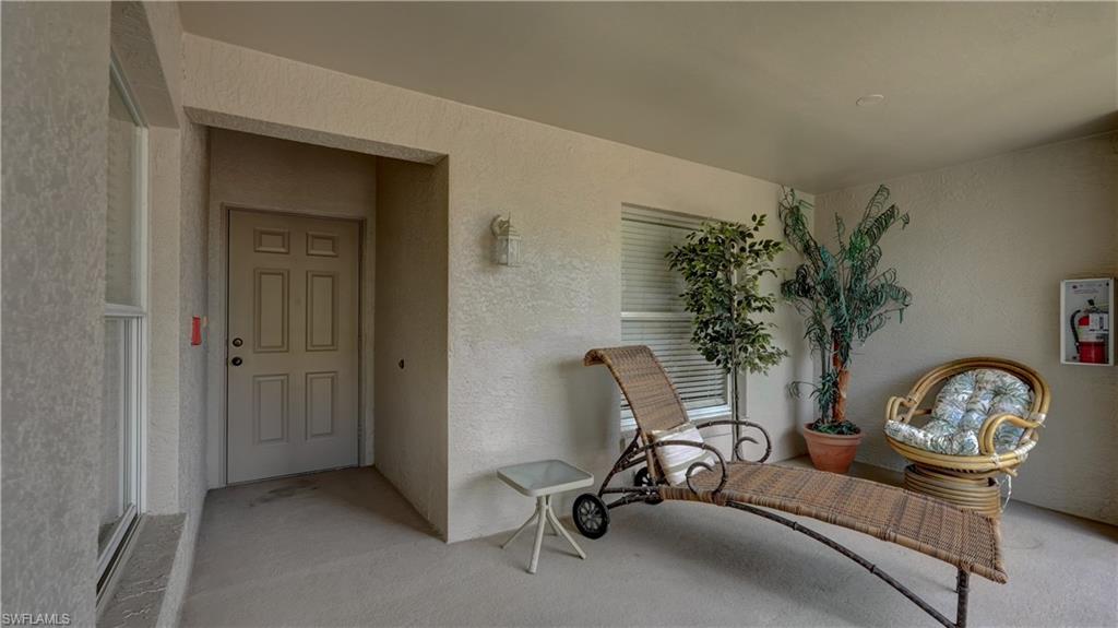 8083 Queen Palm Ln 424 Property Photo 2