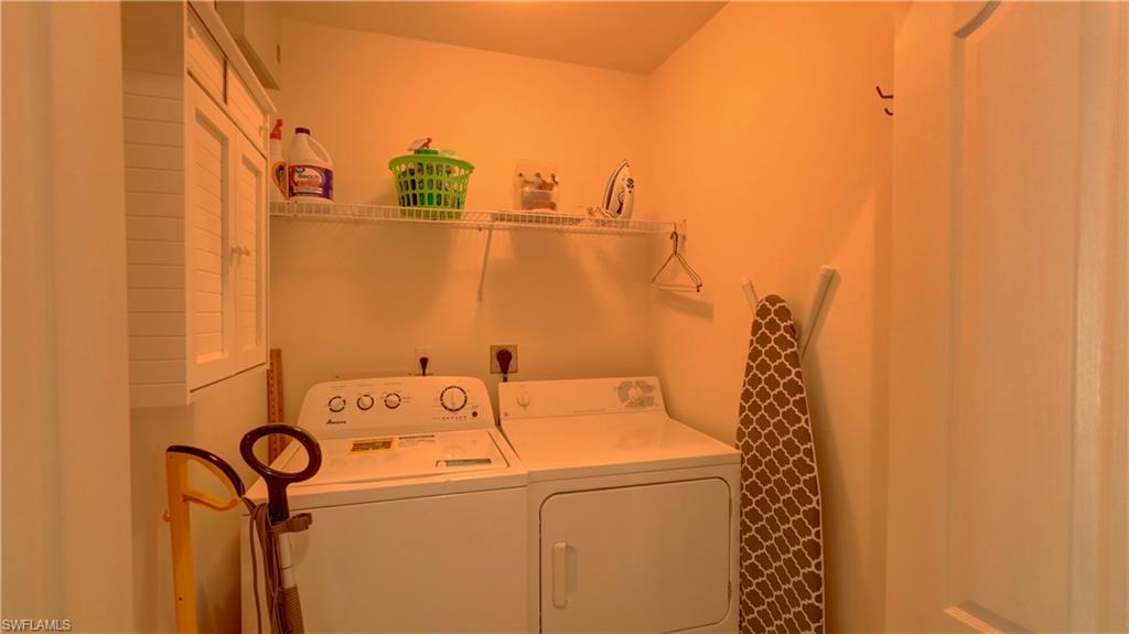8083 Queen Palm Ln 424 Property Photo 7
