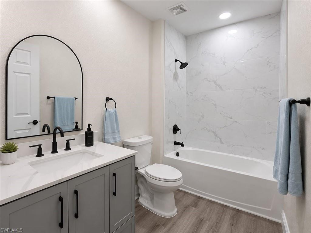 923 Milwaukee Blvd Property Photo 23