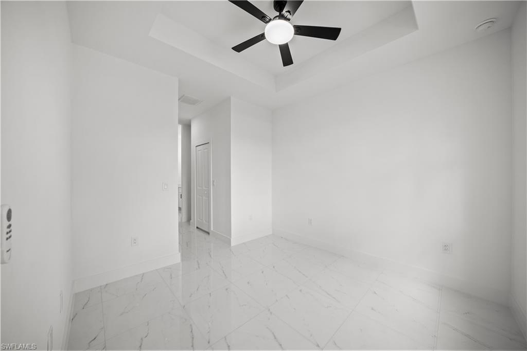 3014 38th St W Property Photo 18