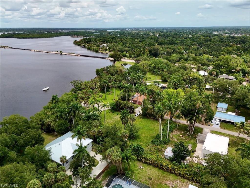 304 Royal Palm Park Rd Property Photo 6
