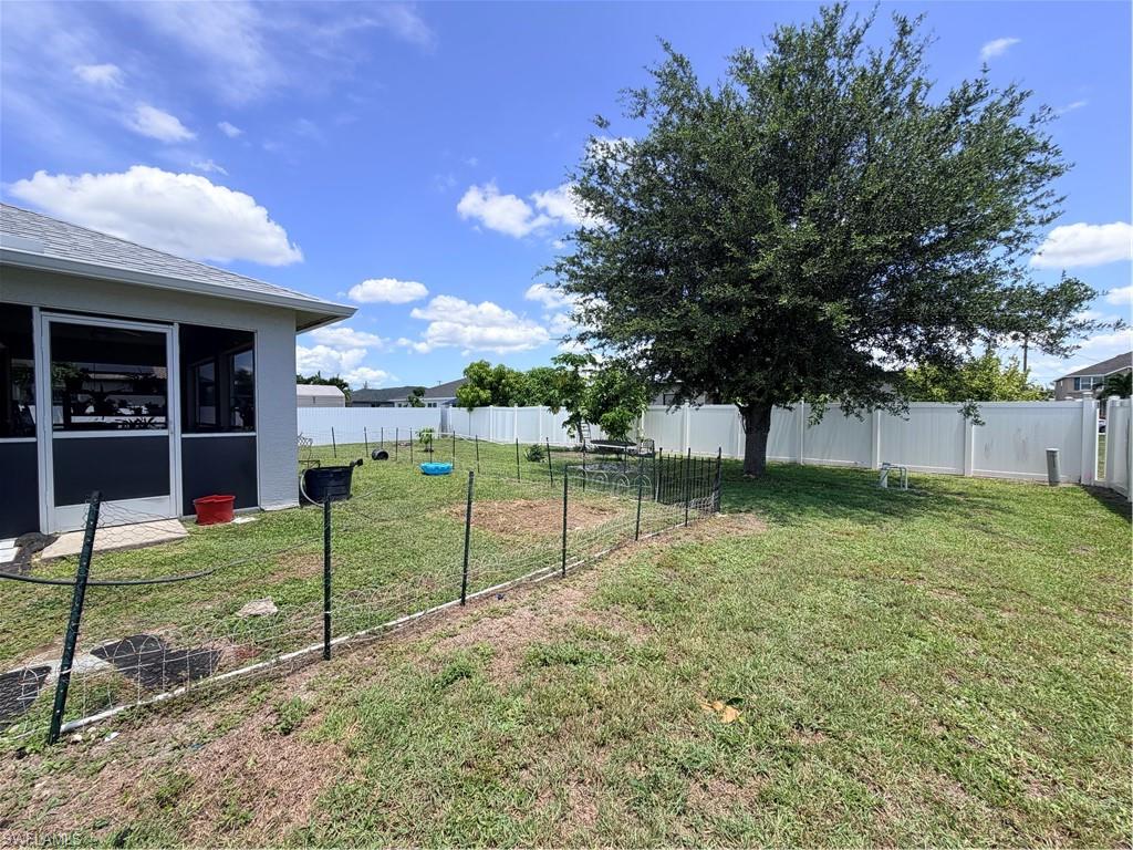 1621 Sw 14th Ter Property Photo 21