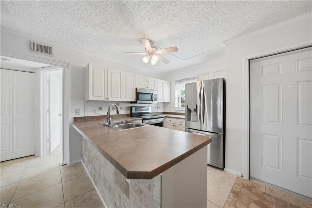 26485 Rampart Blvd D4 Property Photo 6