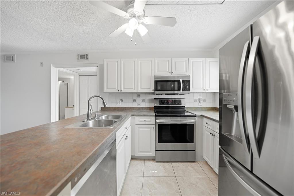 26485 Rampart Blvd D4 Property Photo 7
