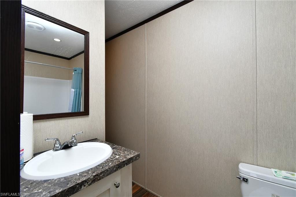 4976 Curlew Dr Property Photo 18