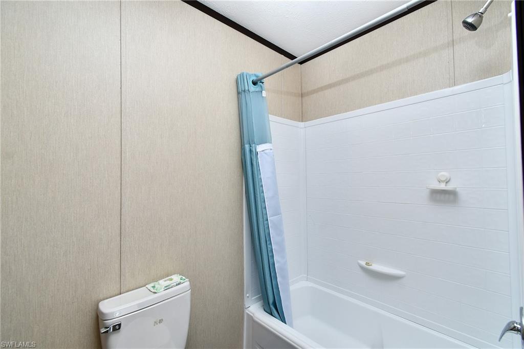 4976 Curlew Dr Property Photo 19
