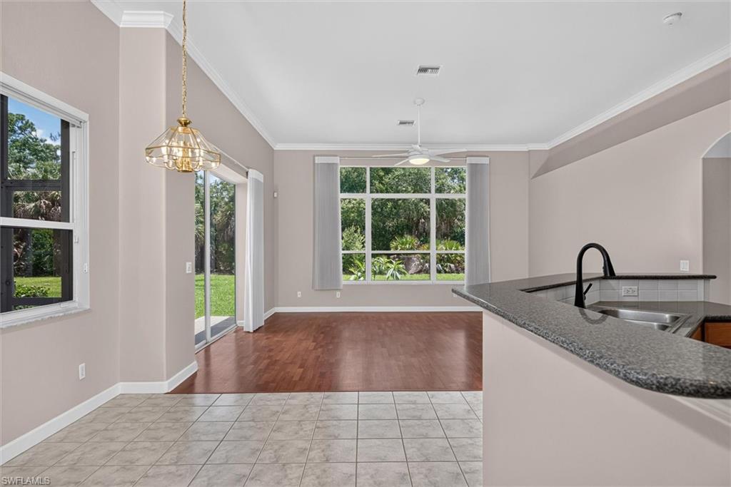13716 Magnolia Lake Ct Property Photo 9