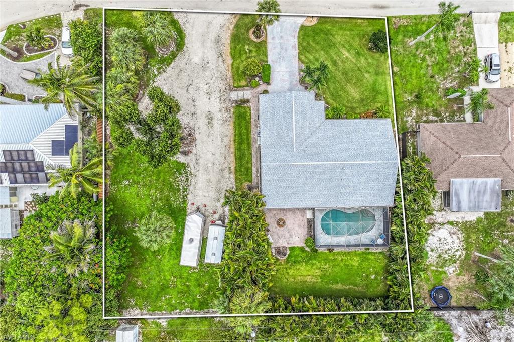 10099 Tropical Dr Property Photo 3