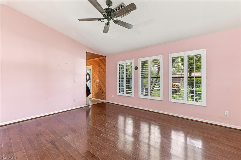 10099 Tropical Dr Property Photo 4