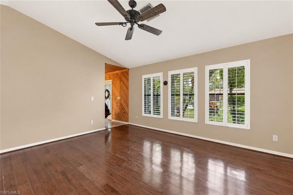 10099 Tropical Dr Property Photo 5