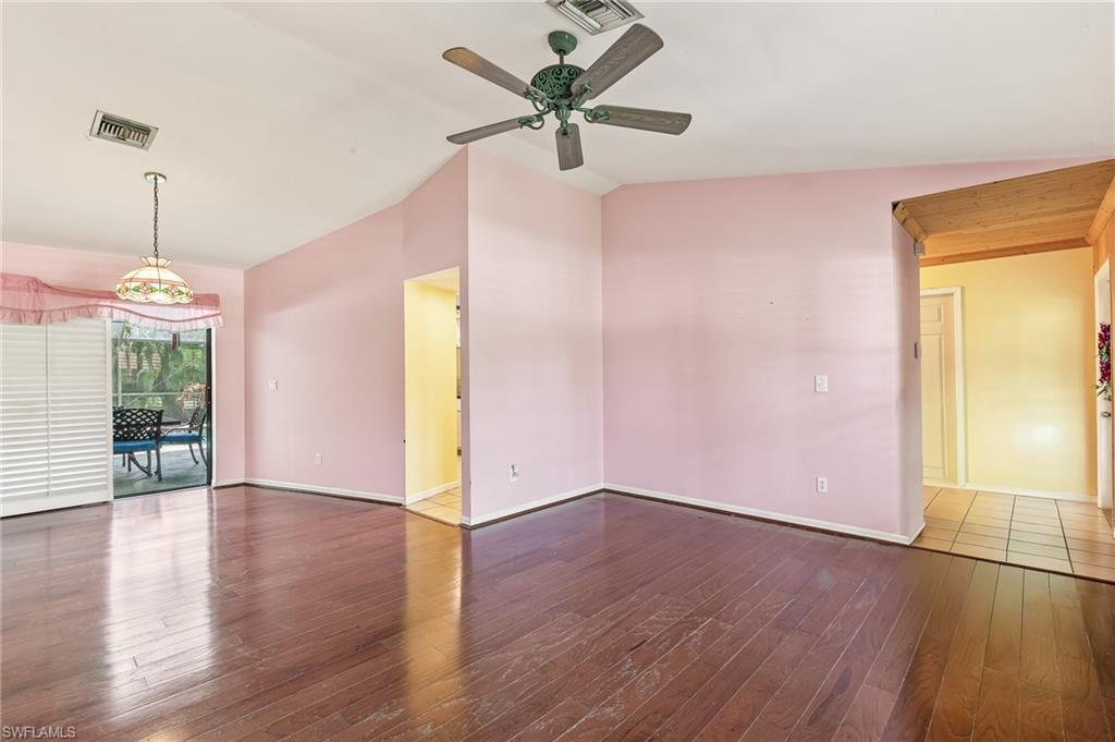 10099 Tropical Dr Property Photo 6
