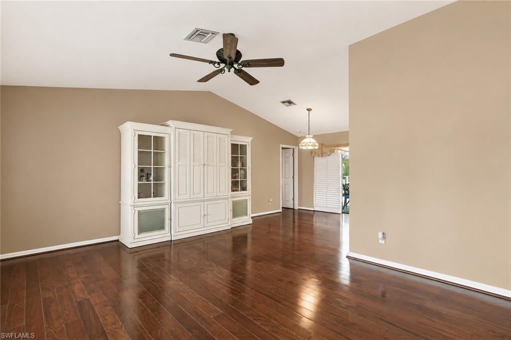 10099 Tropical Dr Property Photo 8