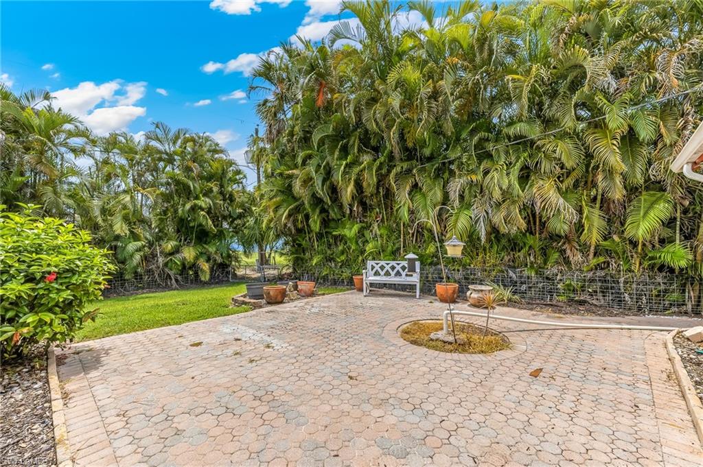 10099 Tropical Dr Property Photo 25