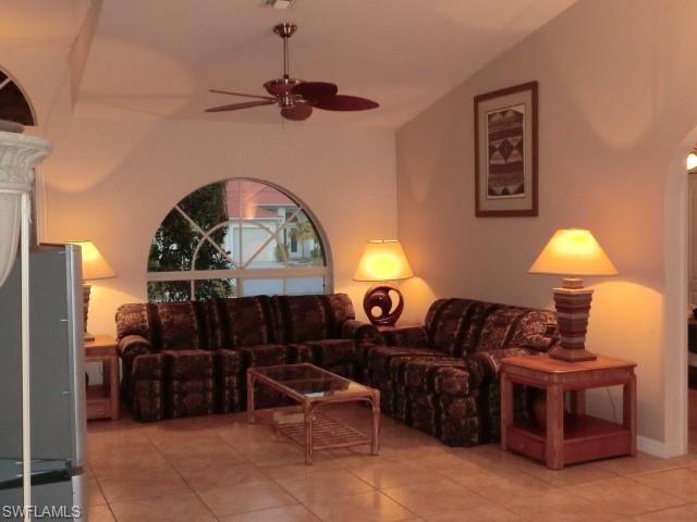 1000 Sw 37th St Property Photo 5