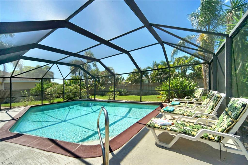 1140 Sw 44th St Property Photo 1