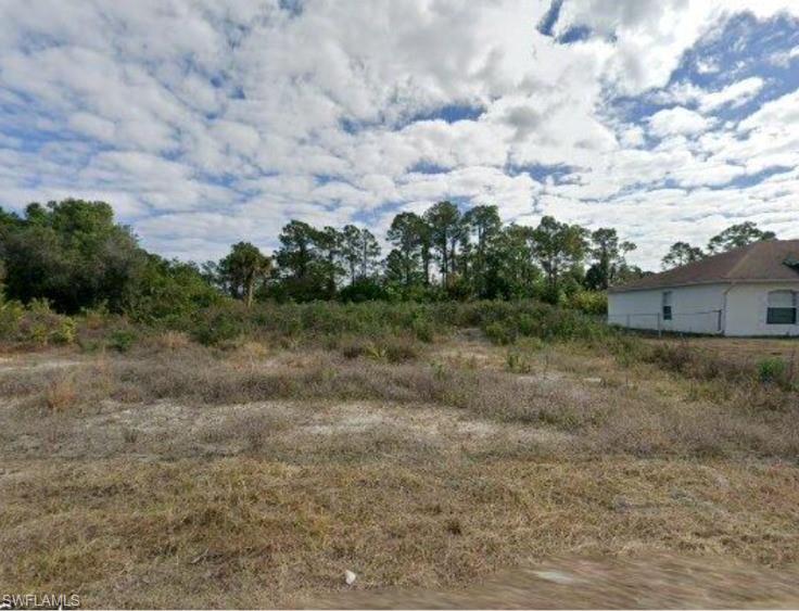 323 Lubdel Ave S Property Photo 4