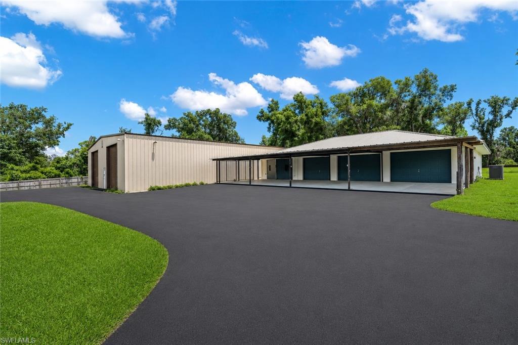 27255 Hickory Hill Rd Property Photo 4