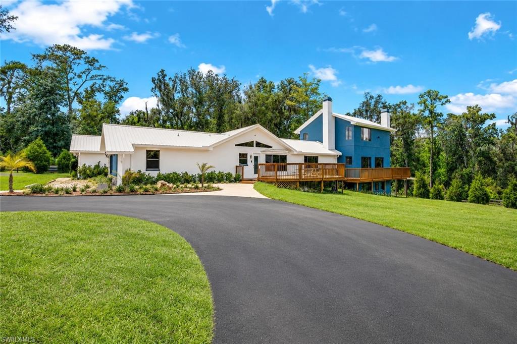 27255 Hickory Hill Rd Property Photo 13