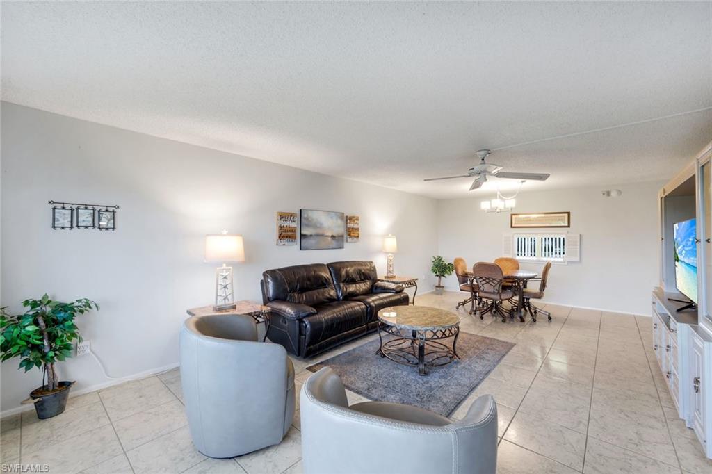 6102 Augusta Dr 307 Property Photo 10