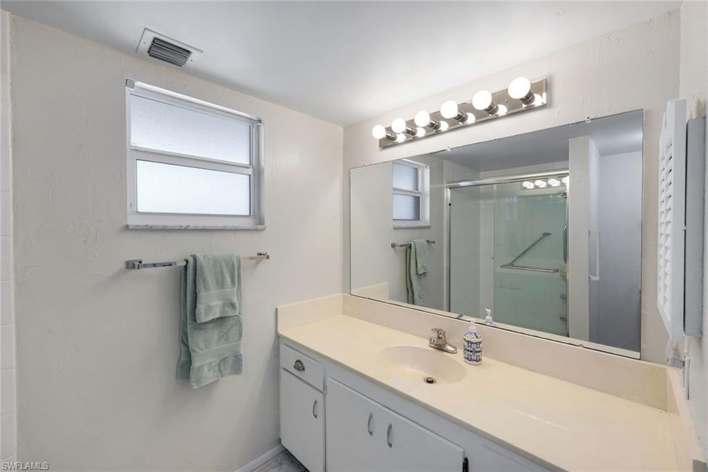 6102 Augusta Dr 307 Property Photo 19
