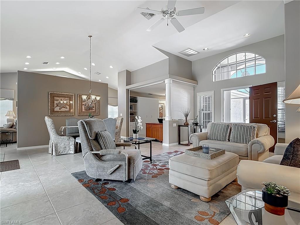 2240 Corona Del Sire Dr Property Photo 8