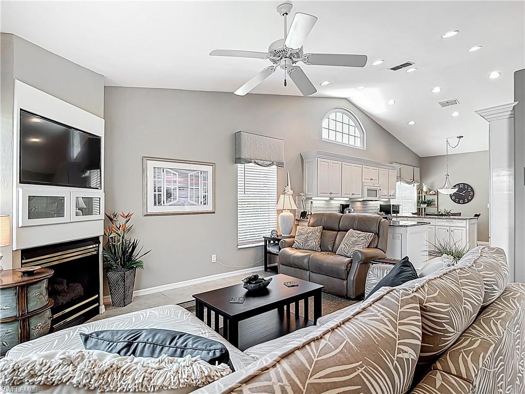 2240 Corona Del Sire Dr Property Photo 15