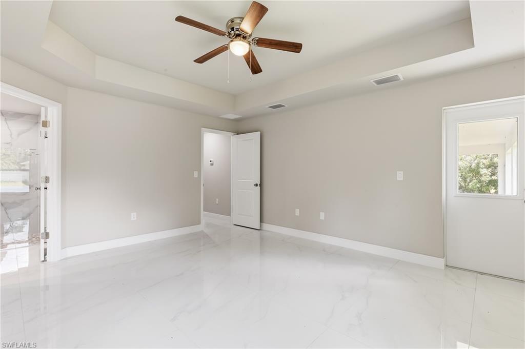 1893 Weldon Ave Property Photo 13