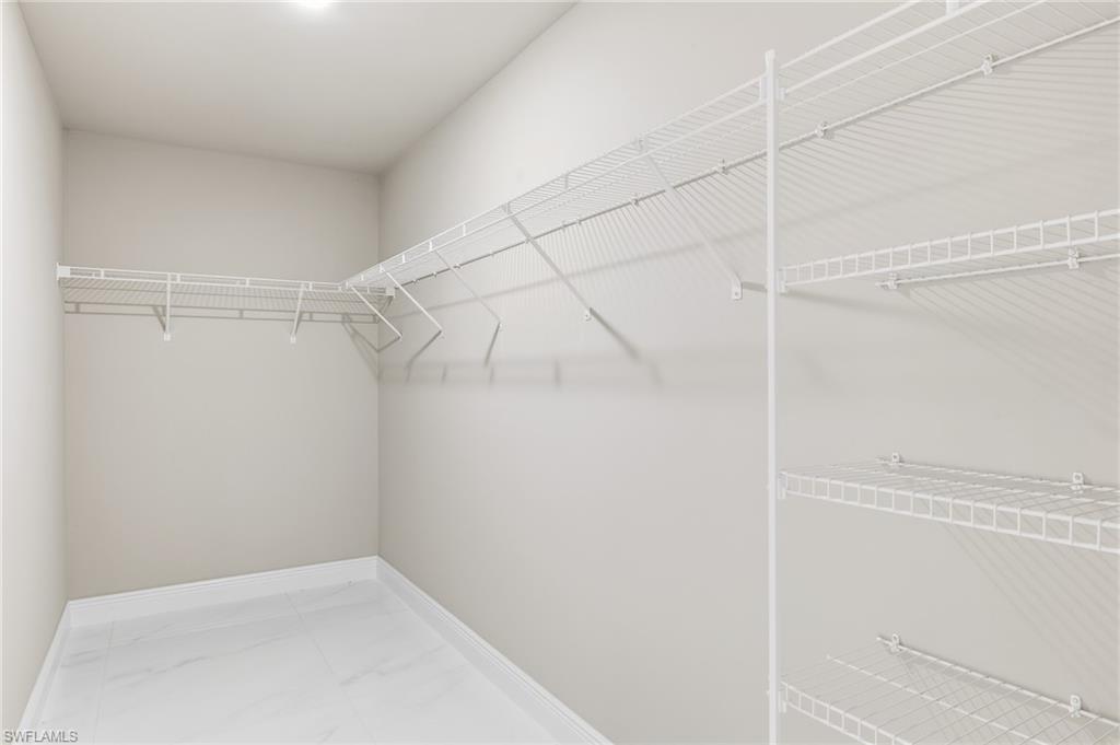1893 Weldon Ave Property Photo 14
