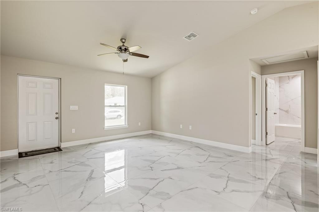 128 Sanborn Dr Property Photo 4
