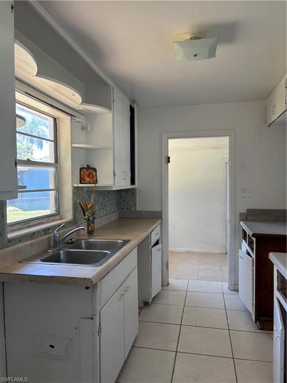 3977 Seminole Ave Property Photo 4