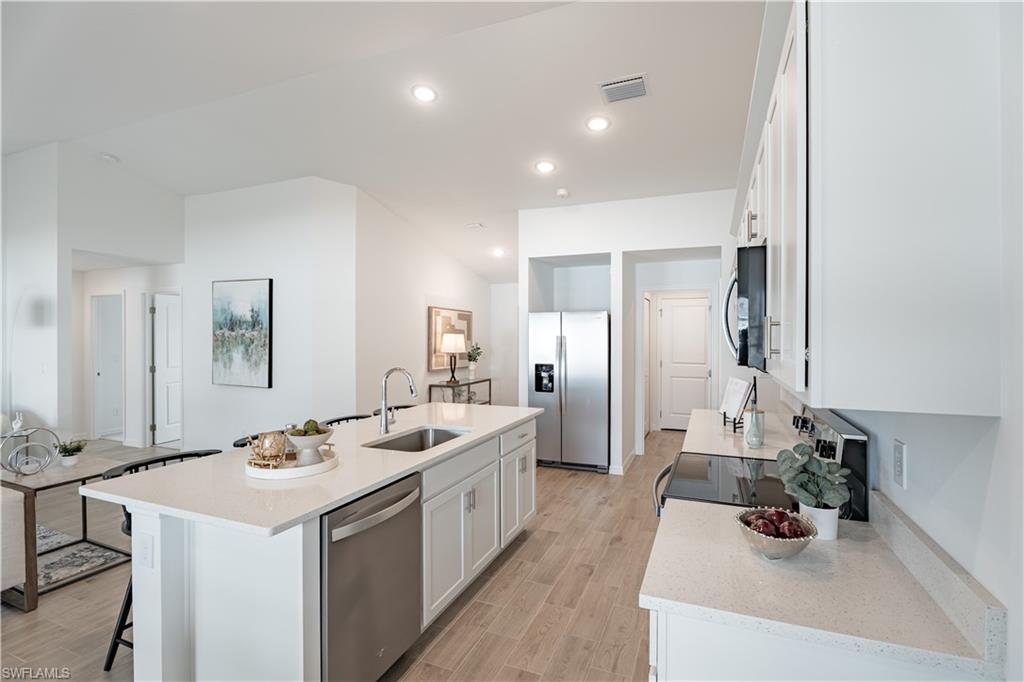 1222 Ne 19th Ter Property Photo 4