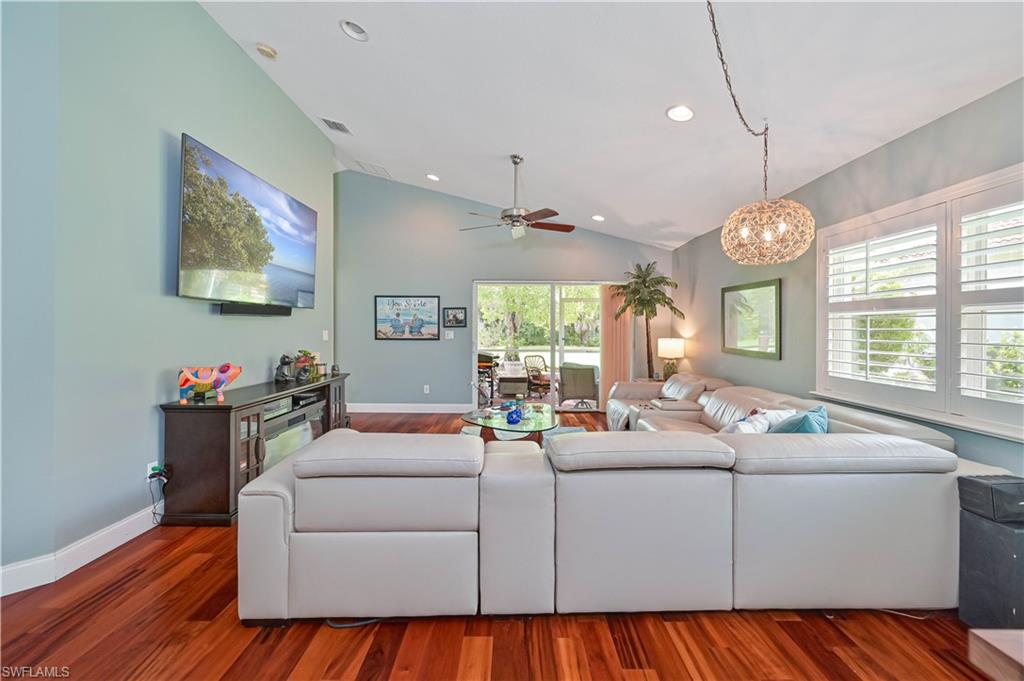 15139 Ligustrum Ln Property Photo 10