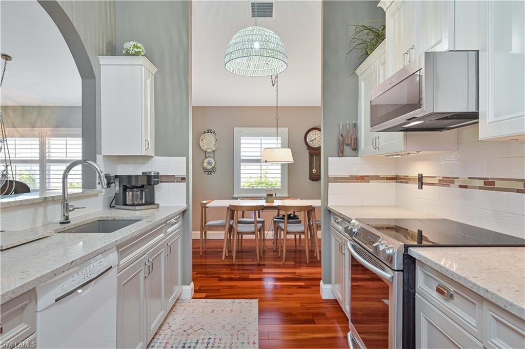 15139 Ligustrum Ln Property Photo 12