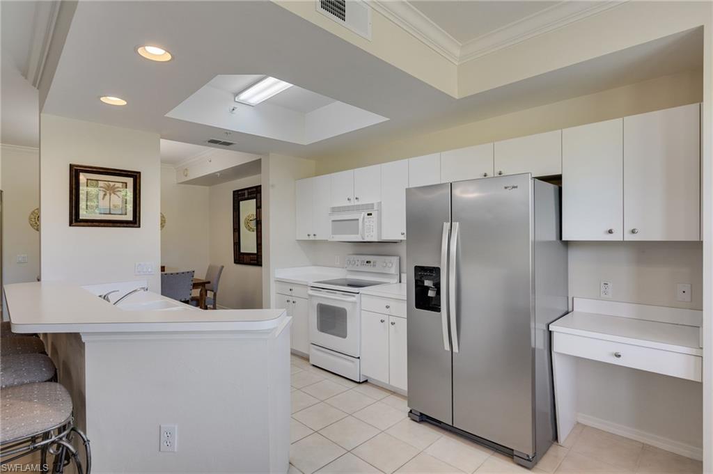 2865 Cypress Trace Cir 103 Property Photo 4