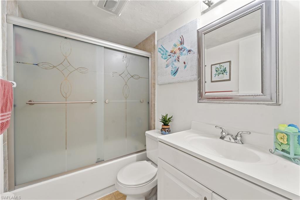 8565 Charter Club Cir 6 Property Photo 21