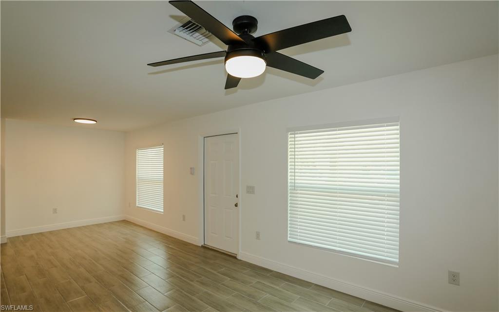 917 Graystone Ave Property Photo 3