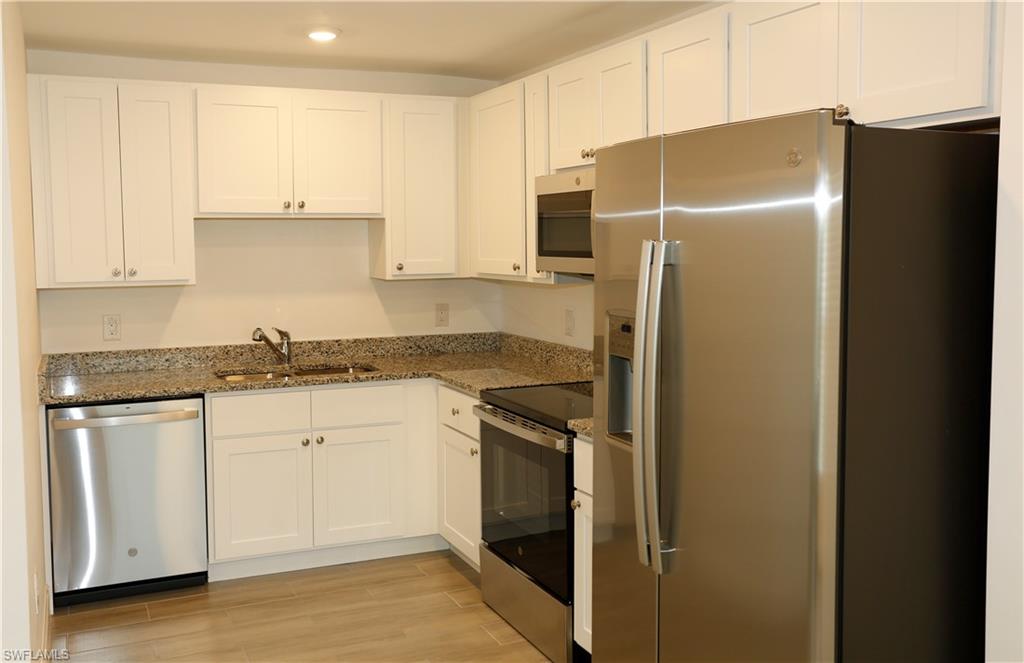 917 Graystone Ave Property Photo 5