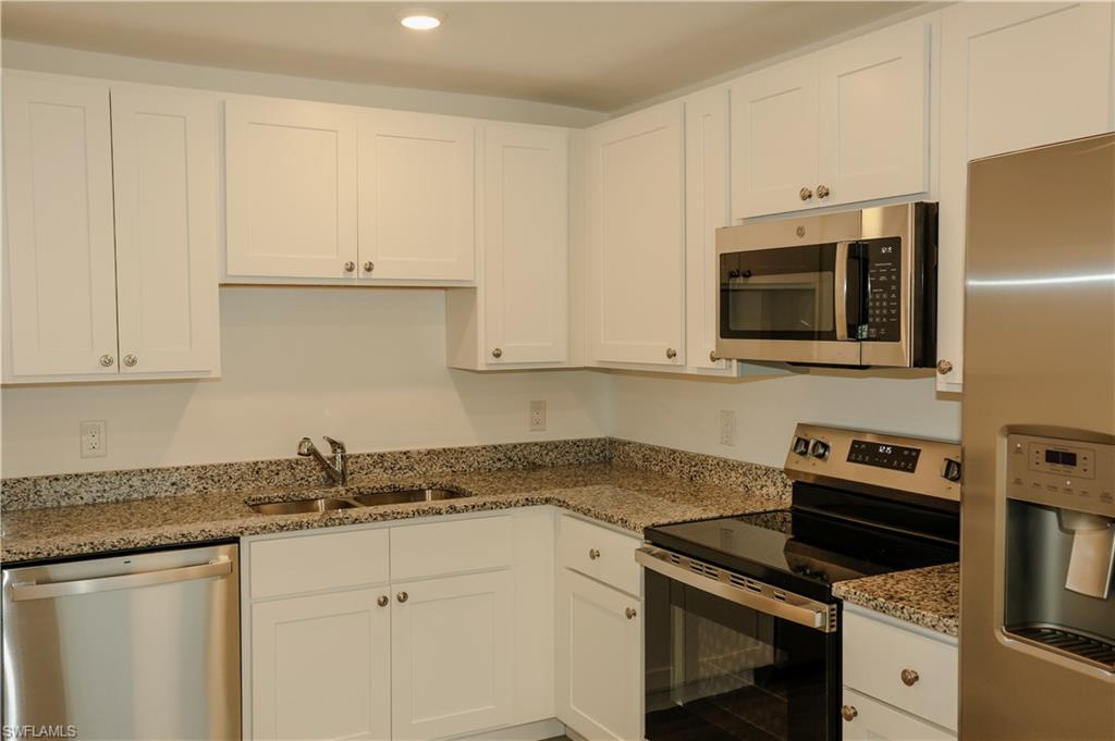917 Graystone Ave Property Photo 6