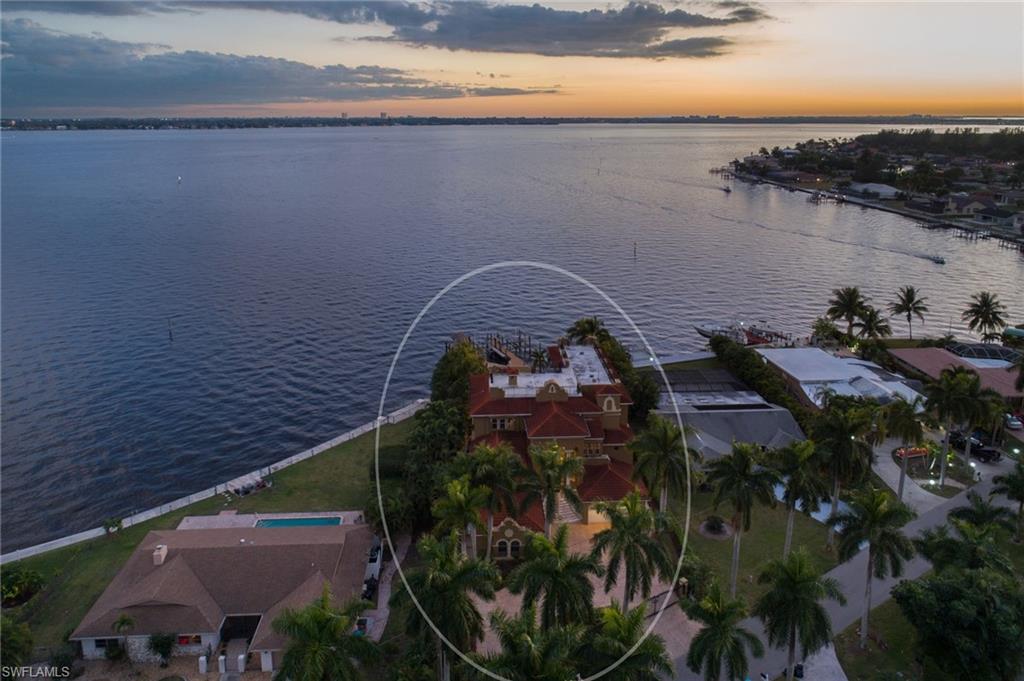 232 Bayshore Dr Property Photo 2