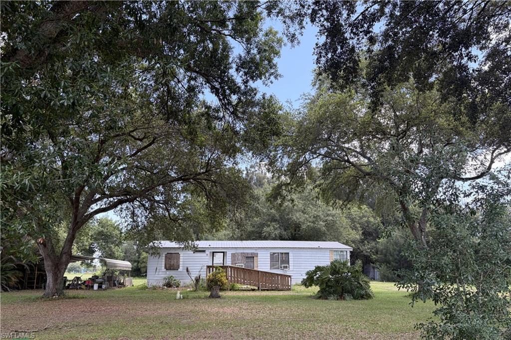 223 Pine LN