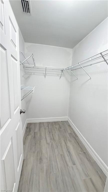 2413 Delta Ave N Property Photo 12