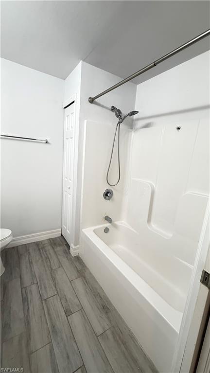 2413 Delta Ave N Property Photo 13