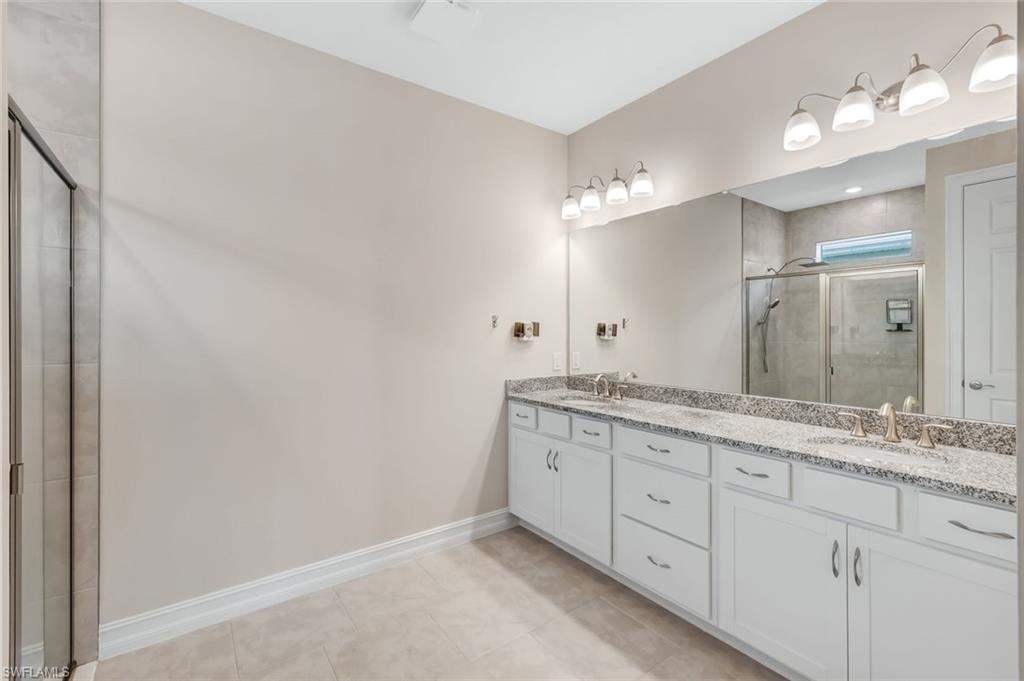 451 Spring Hill Lake Loop Property Photo 21