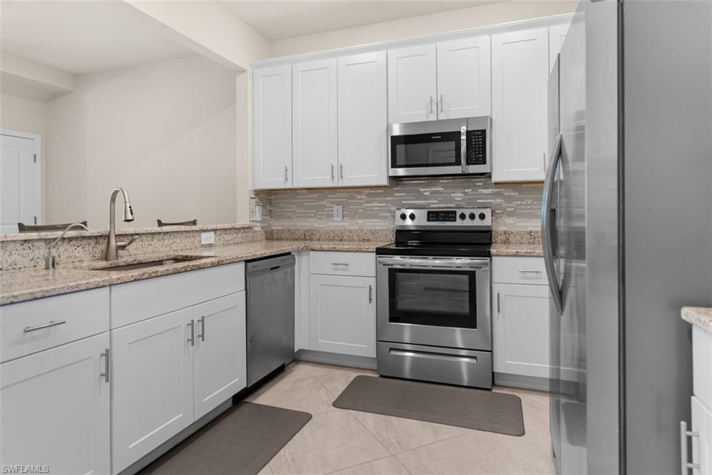 14195 Pine Lodge Ln Property Photo 5