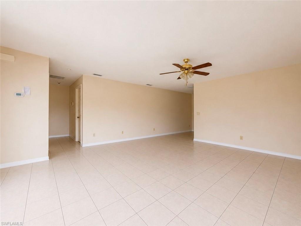 3008 63rd St W Property Photo 8