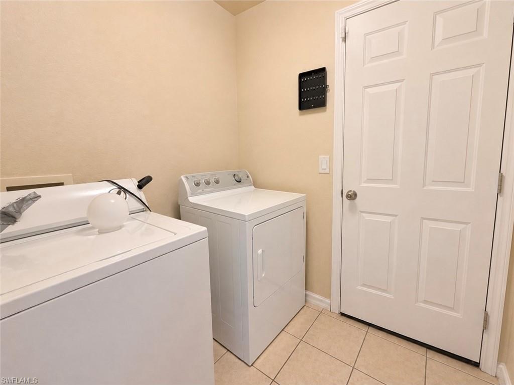 3008 63rd St W Property Photo 17